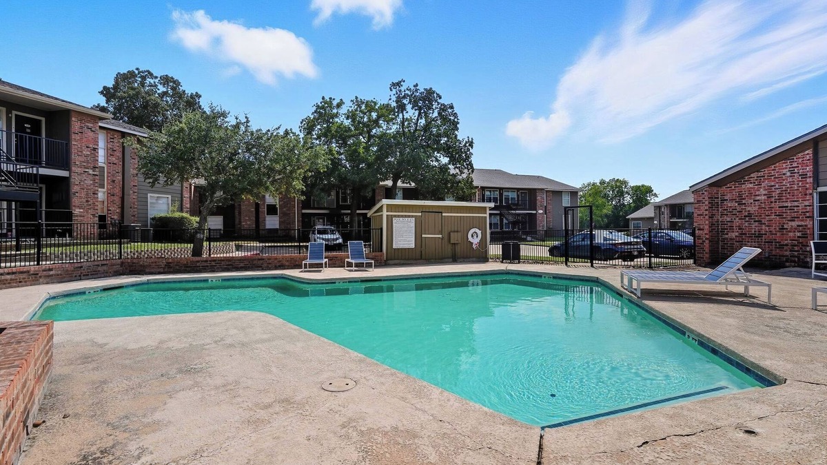 Southwood Valley Apartment | Apt. In college station TX. Mins to major hospitals and A&M U