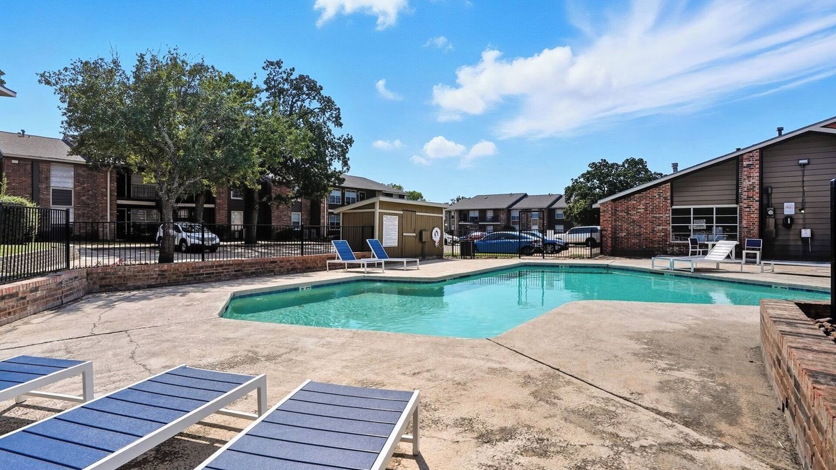 Southwood Valley Apartment | Apt. In college Station TX Mins to major hospitals and A&M U