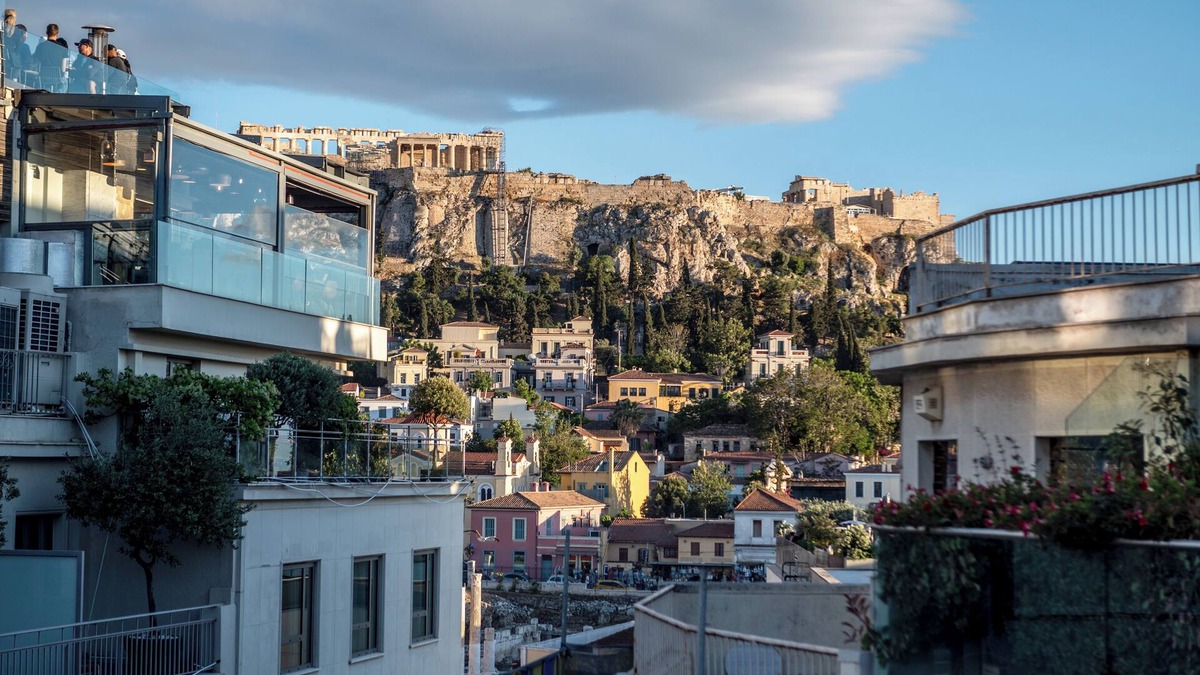 Monastiraki Apartment | Apt in Monastiraki with balcony and Acropolis view