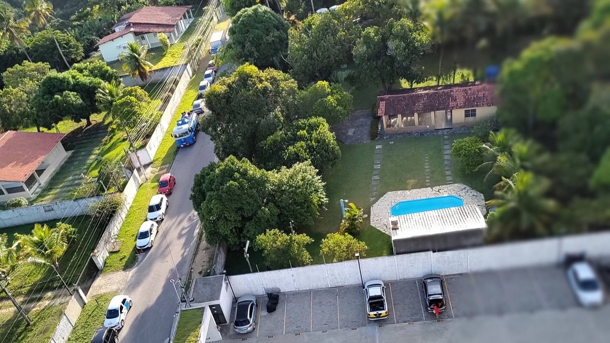 Serraria Apartment | Apt Pool/ air con/ wi-fi/ queen/ smart tv