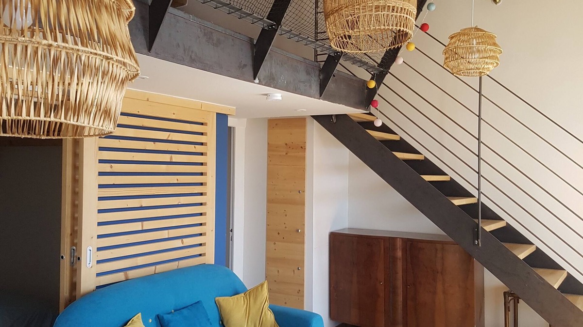 Sete Apartment | Apt T2 au 2ème Étage, Avec une vue Magnifique sur le Canal et le Mont St Clair