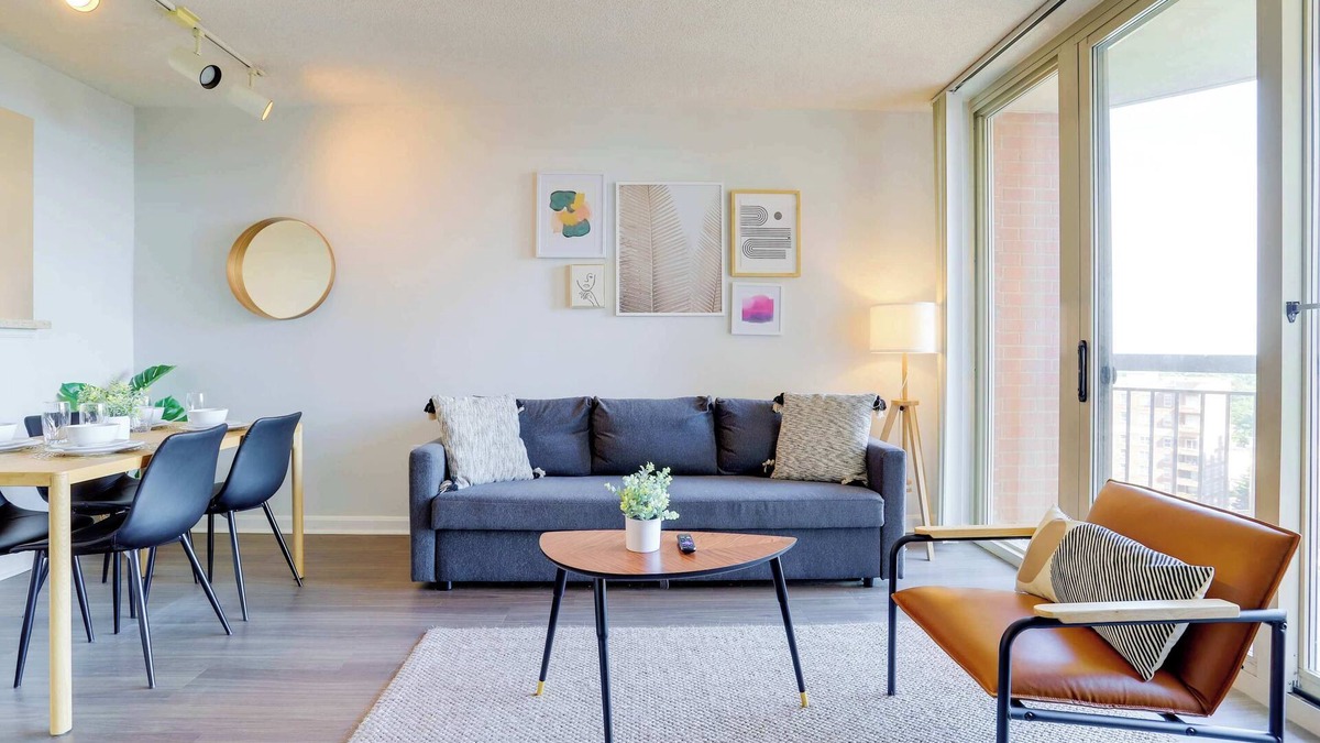 Ballston Apartment | Apt W Balcony, Views & Prime Location
