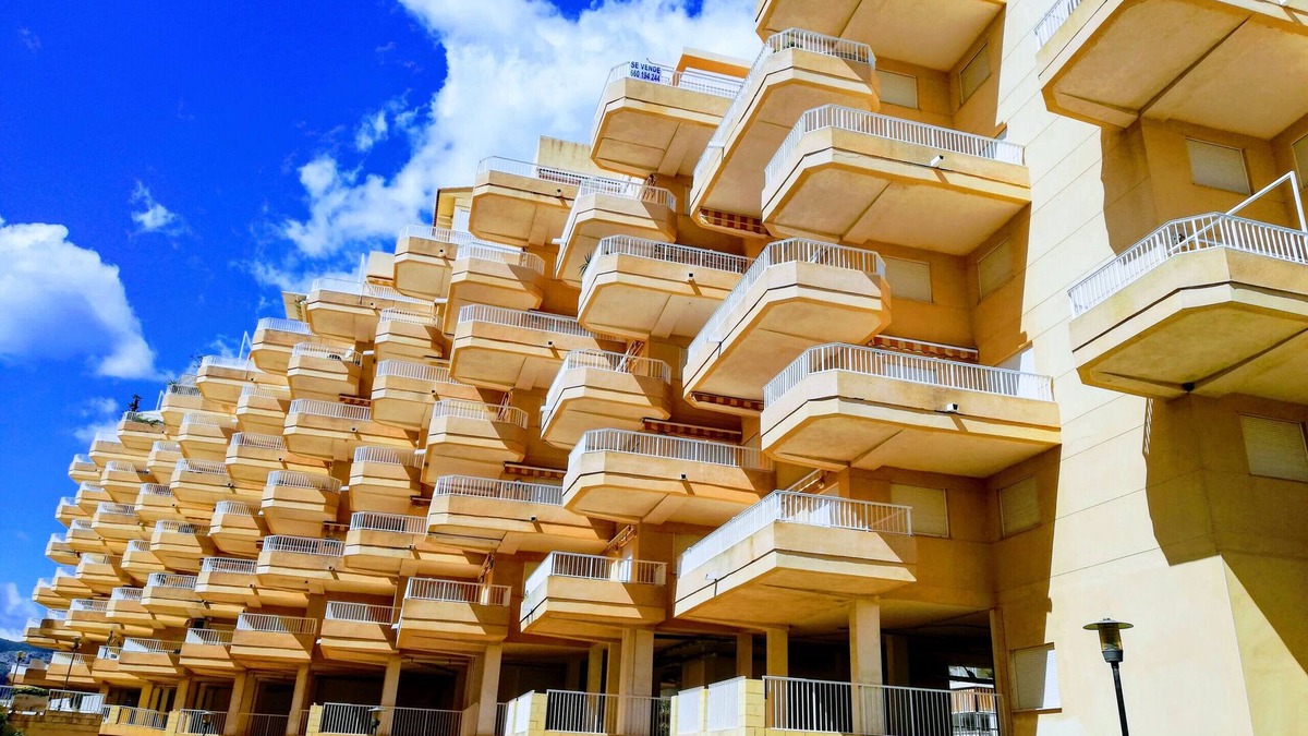 Xeraco Apartment | Apt. with two bedrooms, large terrace with awning and sea and pool views!