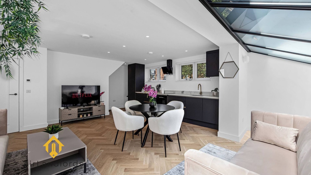 Chiswick Riverside Apartment | Apt1 Exclusive 1 bedroom Flat near Chiswick Business Park!