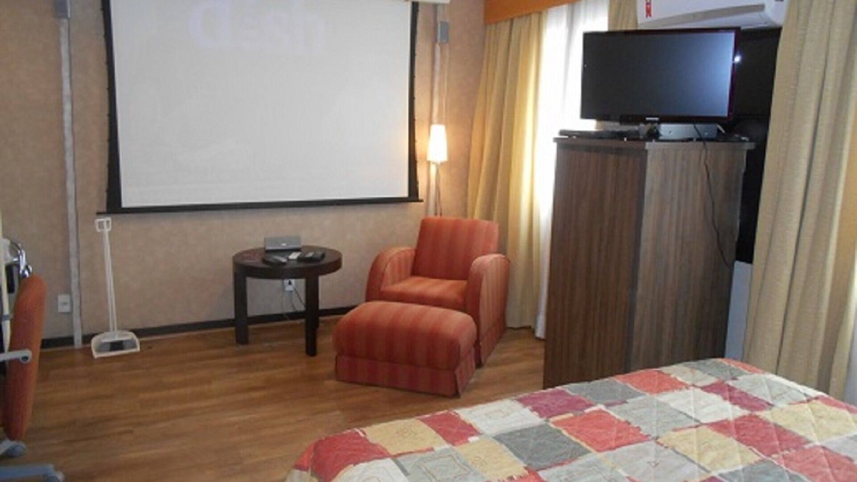 Vila Olimpia Apartment | APTO 1 DORM (SUITE) TYPE FLAT - CINEMA TELEVISION / PROJECTOR, DVD AND HOME CINEMA