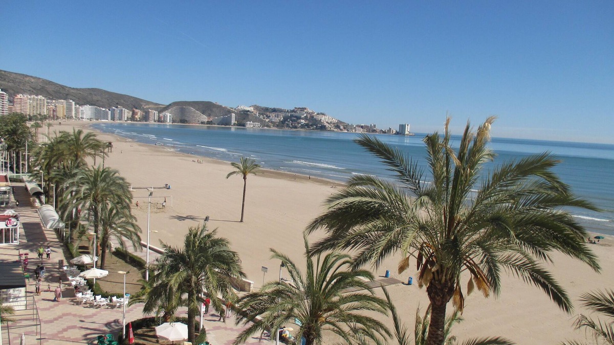 Cullera Apartment | Aptos GEMA - Flat recently reformed in 1st line of Cullera with views to the beach