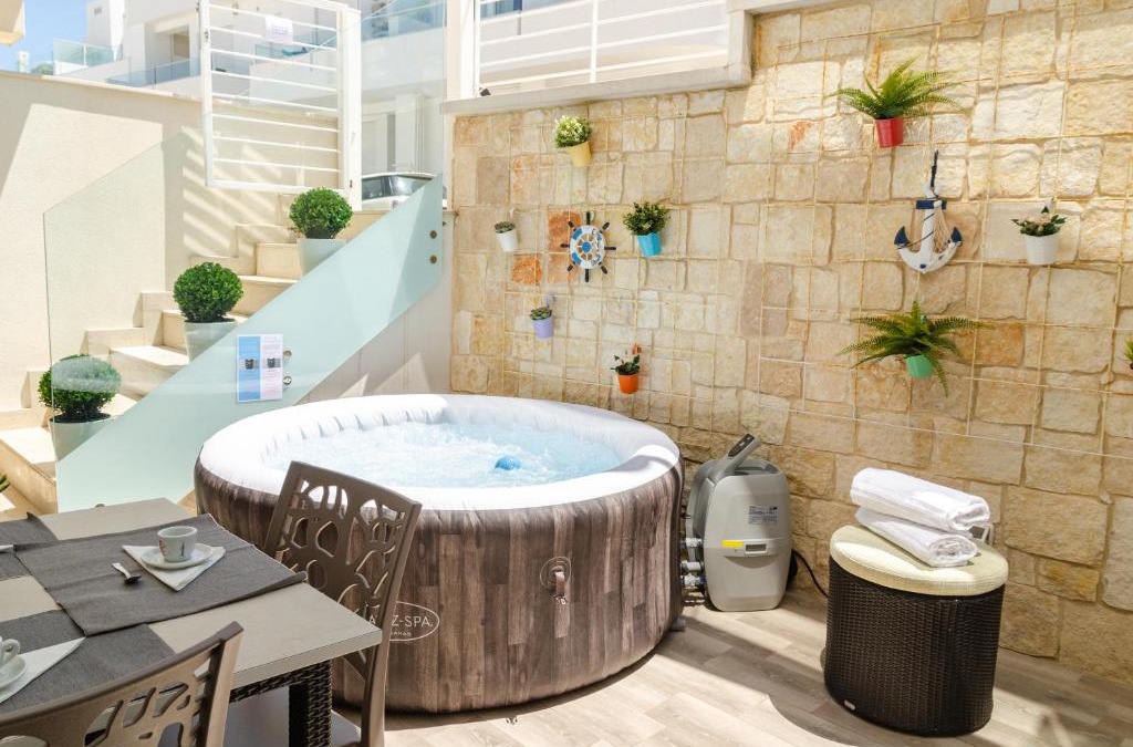 Polignano a Mare House | [ApuliaLux] Little Jem w Jacuzzi / 180 steps from Sea