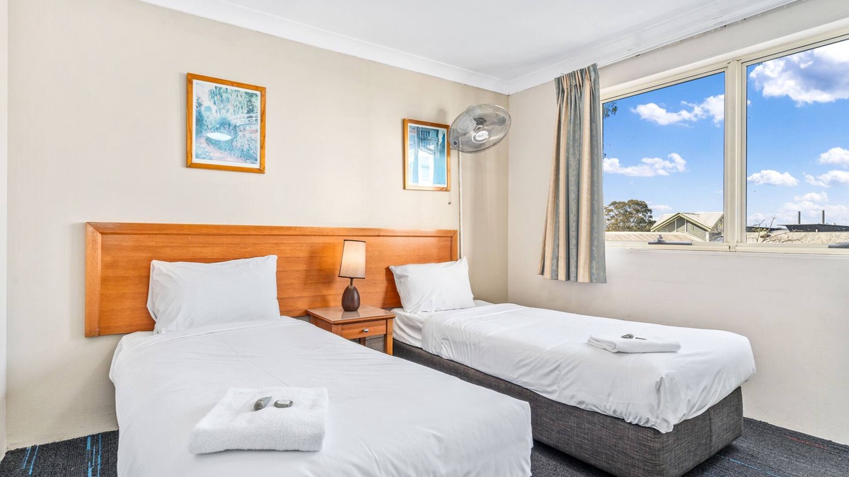 Rosehill Hotel | APX Parramatta