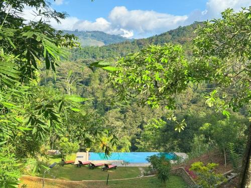 Ganga Ihala Korale Hotel | Aqua Dunhinda Nature Retreat