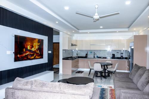 Central Province House | Aqua Garden