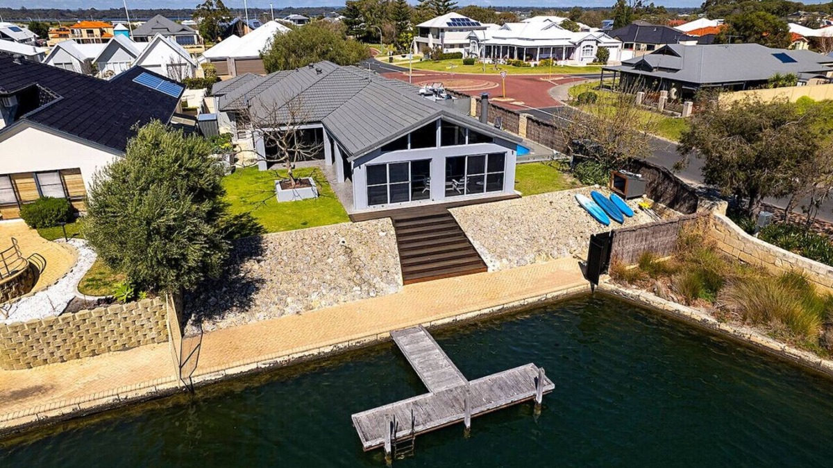 Geographe House | Aqua Tides- Family Home with Pool