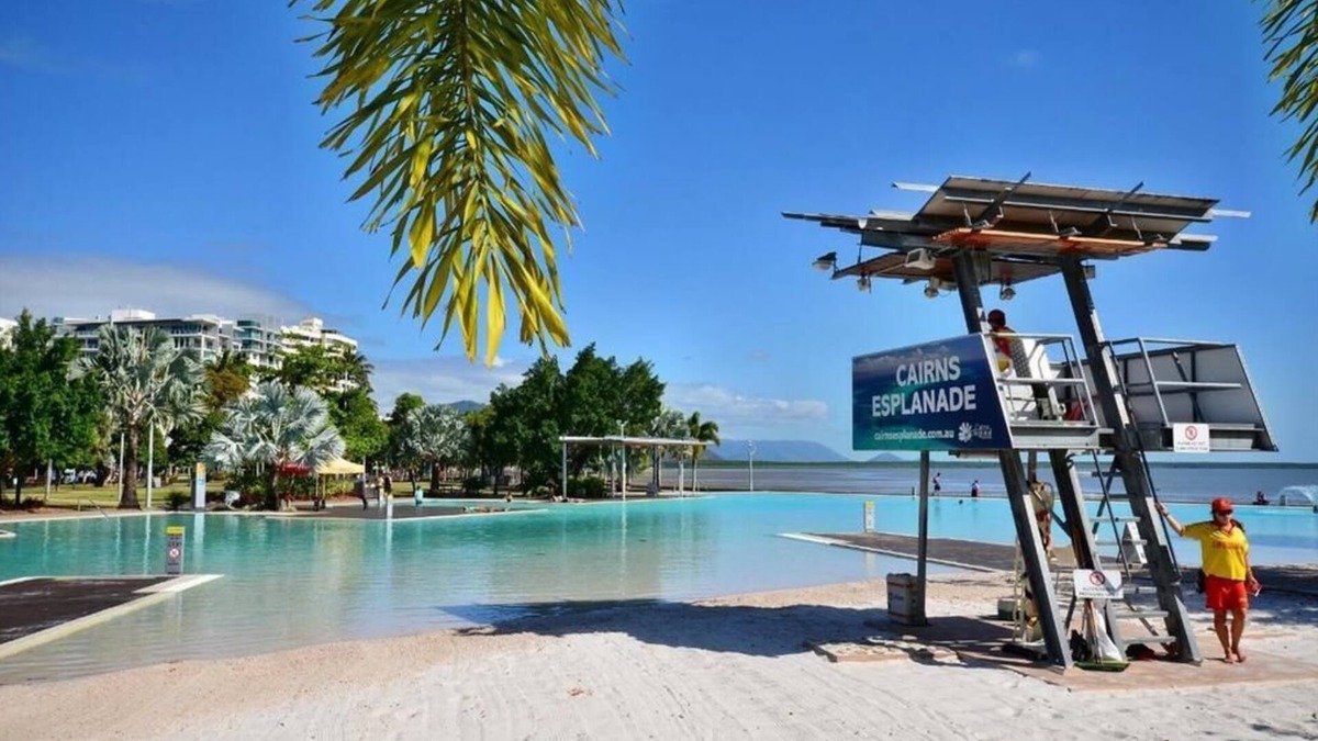 Cairns Central Business District Apartment | Aquarius Esplanade Retreat