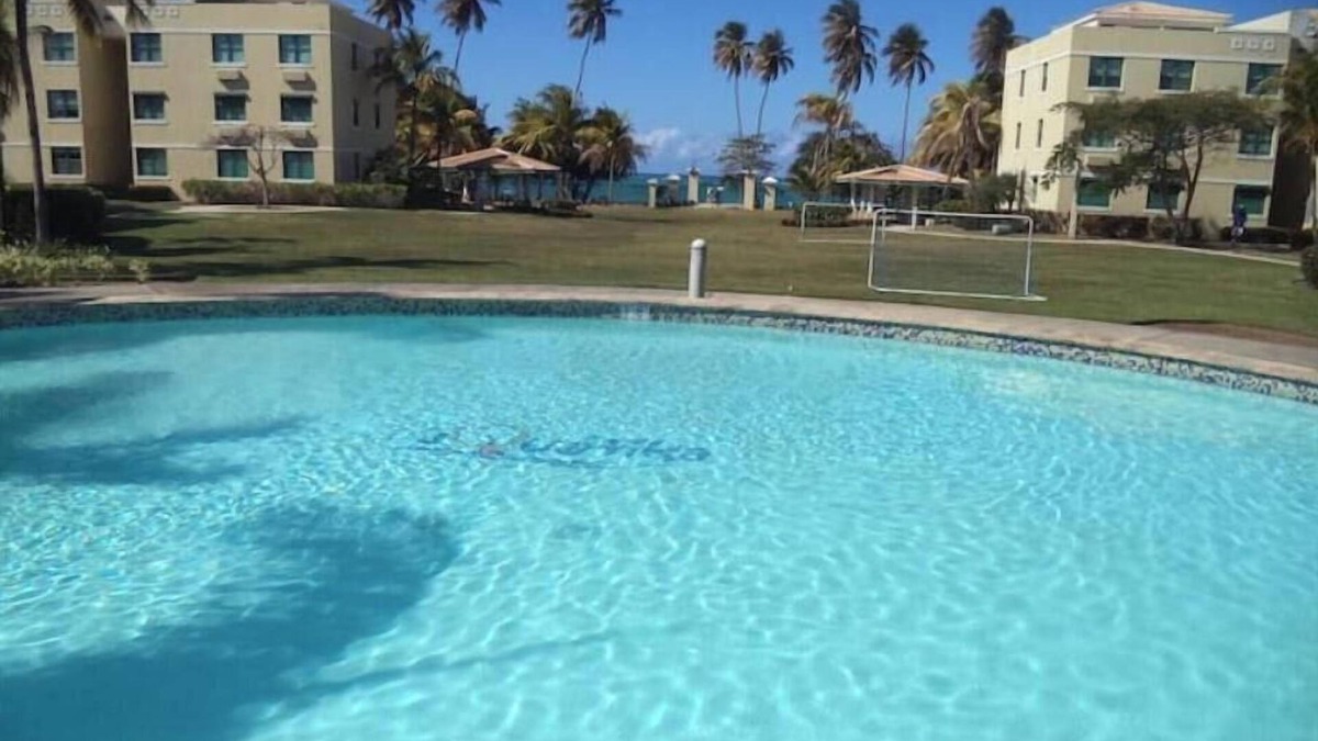 Mediania Baja Villa | Aquatika Direct Access to Beach Second Floor
