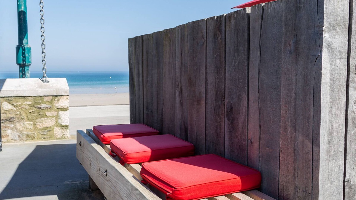 Parame Hotel | Ar Iniz