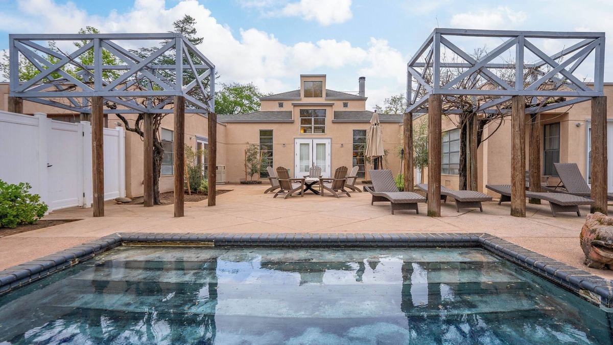 Sunset House | Arbor Haus : Modern Sanctuary