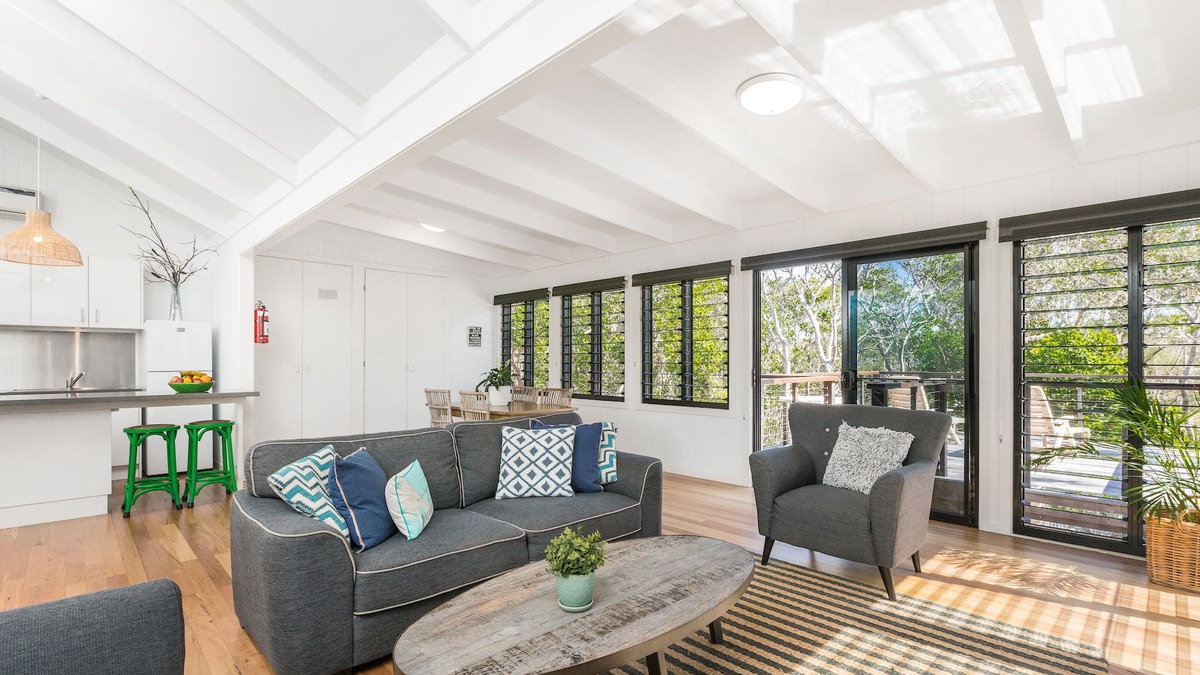 Suffolk Park House | Arbour Beach Cottage @ Tallow Beach House