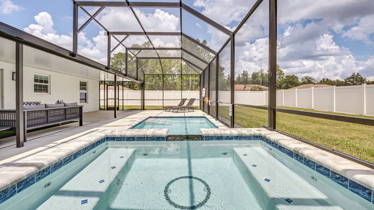 Summerfield House | Arcade Games, Lanai & Spa: Summerfield Family Home