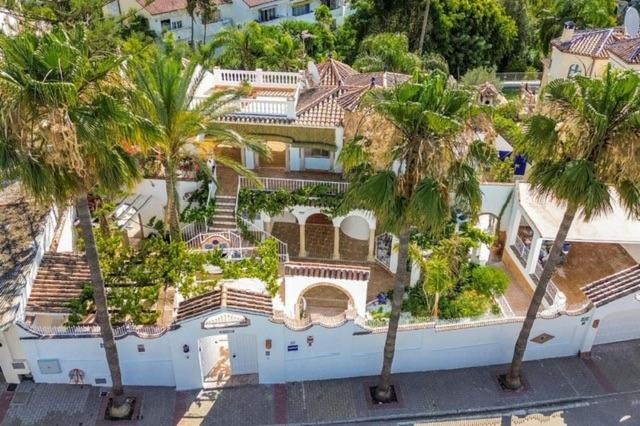 Estepona Villa | ARCADIA - AVENIDA 28 De LAS ADELFAS 29680 ESTEPONA, MALAGA