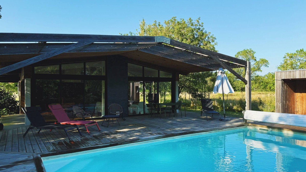 Saint-Vincent-de-Paul House | Architect-designed house with swimming pool near Bordeaux