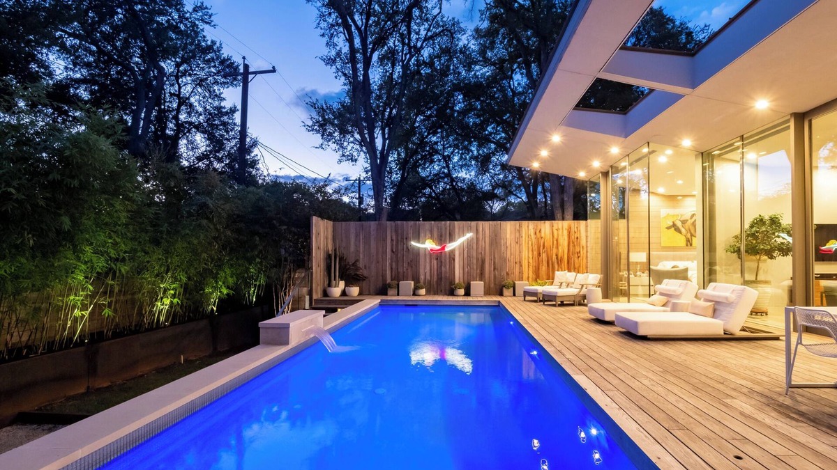 Tarrytown House | Architectural Luxury Home + Pool & Deck - Matisse!