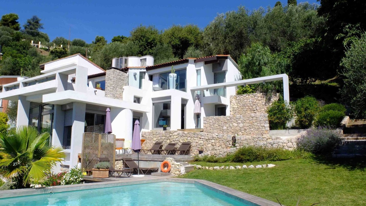 Jean-Medecin Villa | Architectural villa with panoramic sea view at Nice in the French Riviera