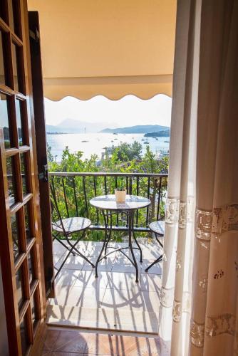 Poros Apartment | Archontikon 1800