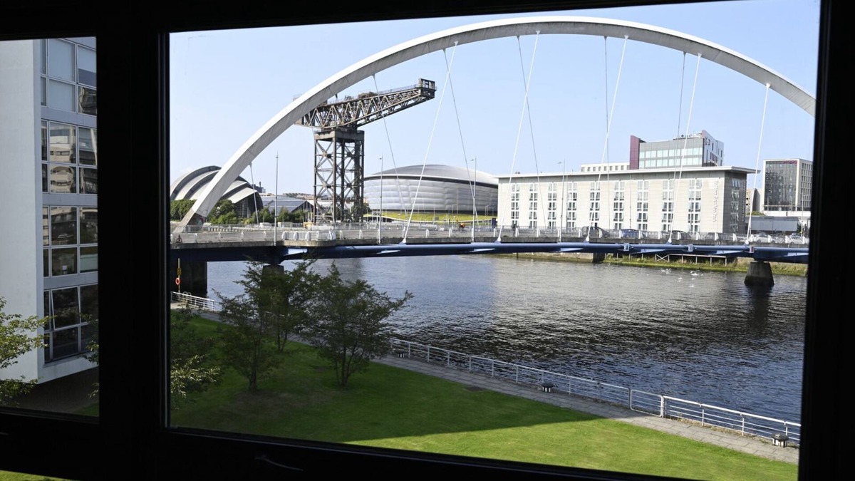 Glasgow Apartment | ArcView: SEC/Hydro 2 bed flat with amazing views & Parking