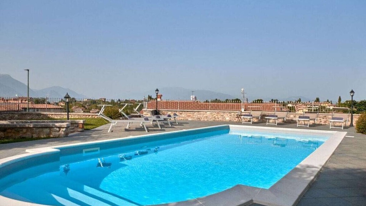 Soiano del Lago Villa | Ardea Comfortable holiday residence