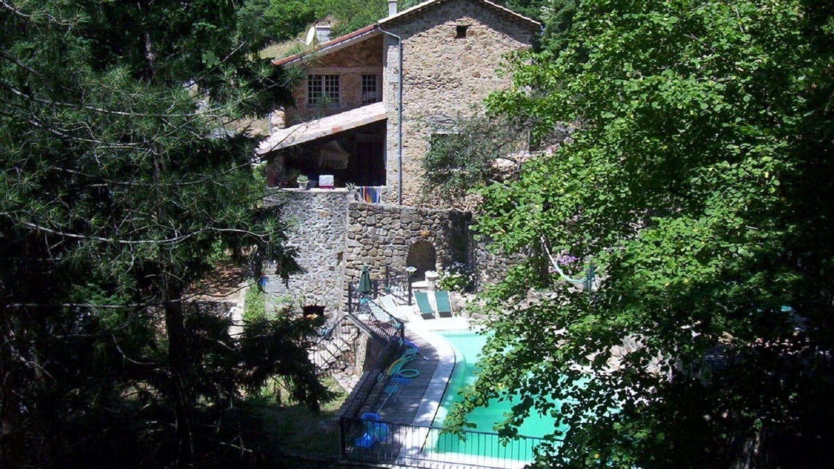 Vals-les-Bains House | Ardèchoise ouse-heated pool-view of the Ardèche mountains