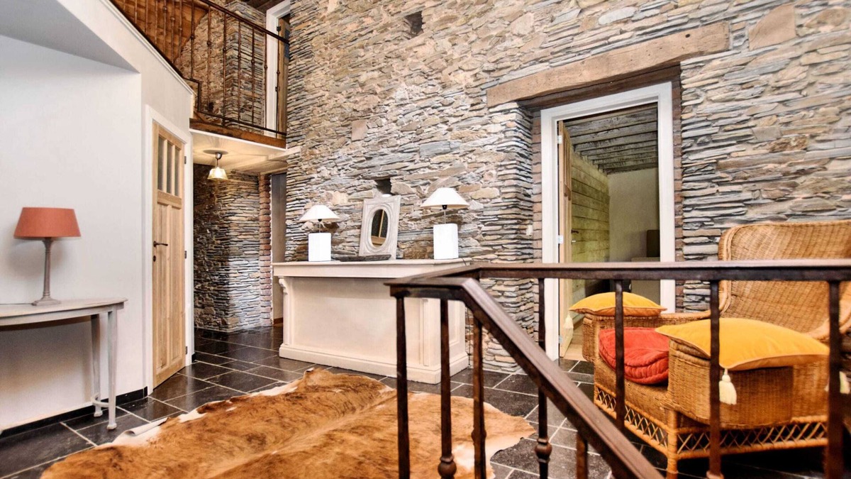 Ennal House | Ardennic Farmhouse for Groups