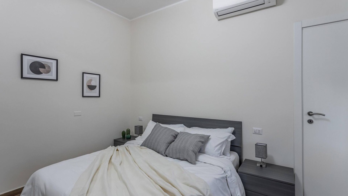 Pavia Apartment | Ares Home