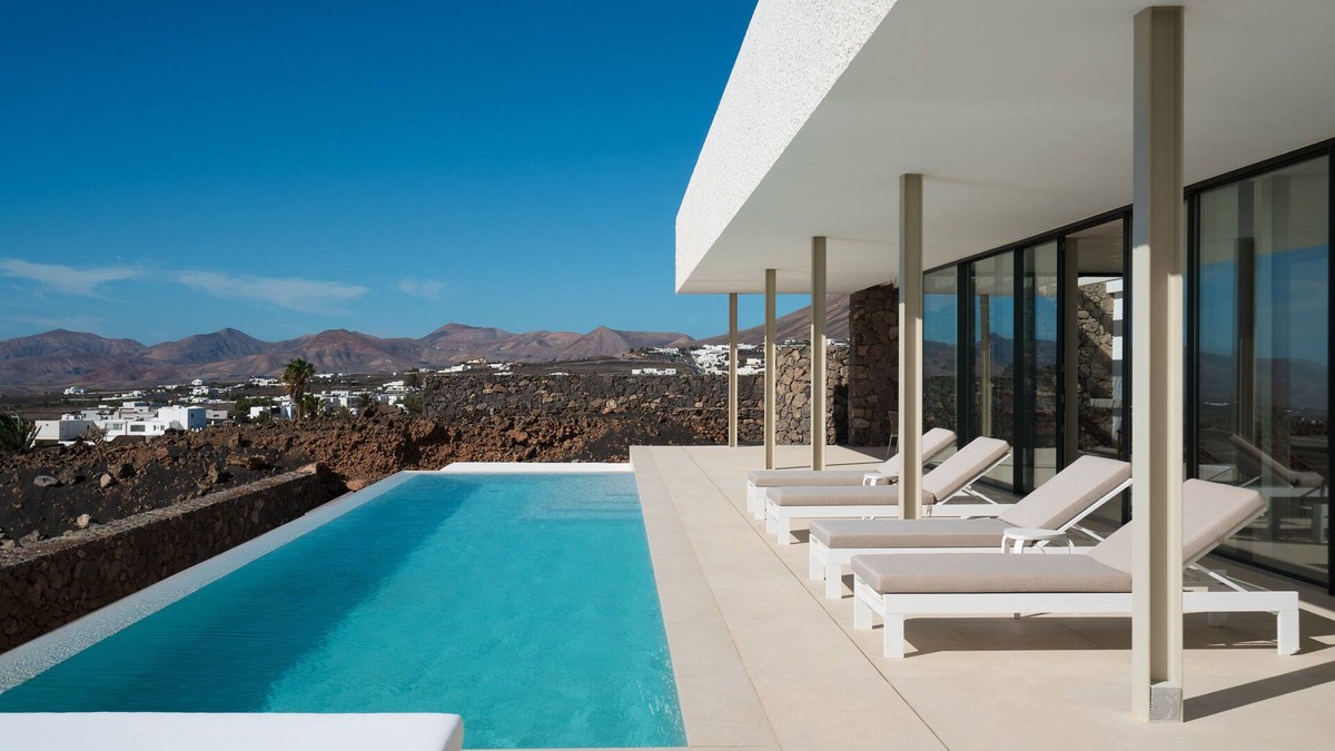 Tias Villa | Areté. Casa Tierra, con Increíble Terraza y Vistas Panorámicas al mar
