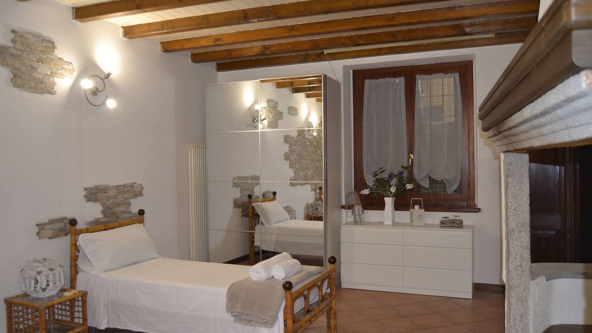 Argegno House | Argegno Vintage: Home in the center!