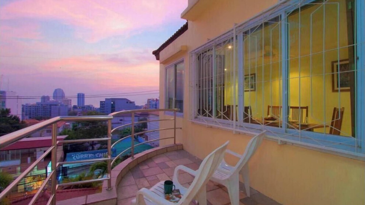 Pratumnak Hill Apartment | Argyle 5 Bedroom Apartment
