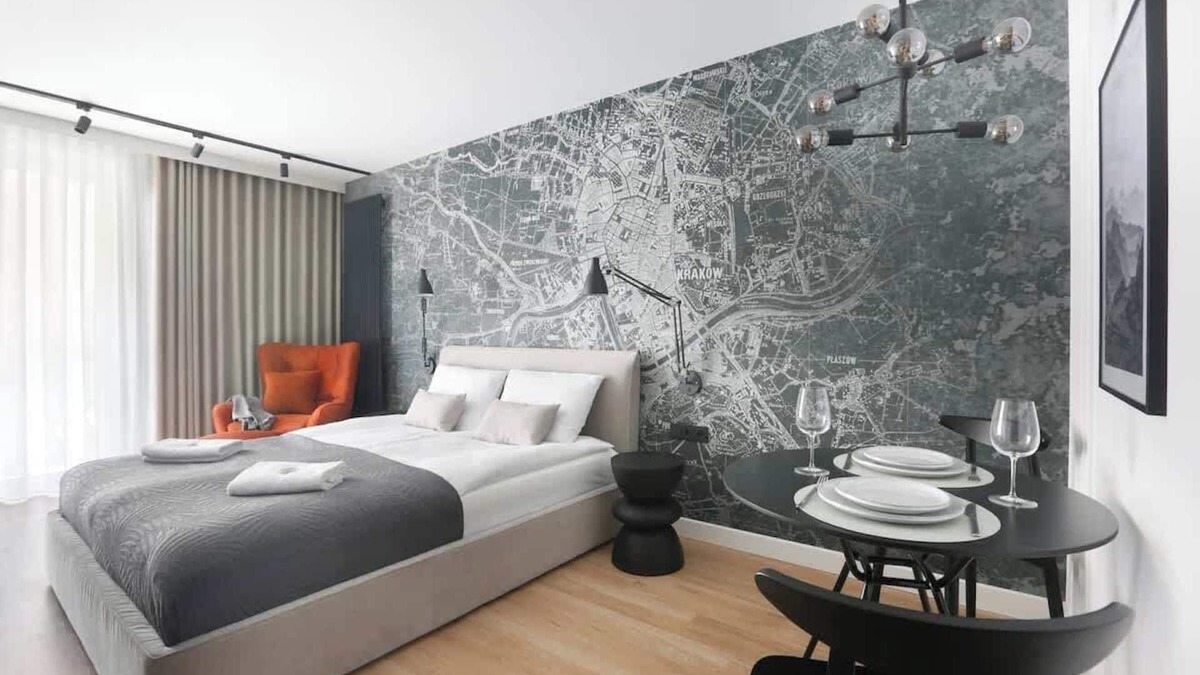 City Centre Apartment | Arianska 8A | Modern Studio | Balcony | SmartTV
