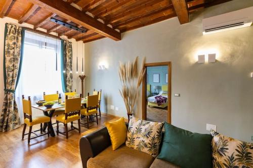 Santo Spirito Apartment | Ariosto Charme