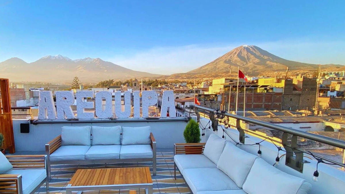 Historical Center Hotel | ARIQUEPAY HOTEL