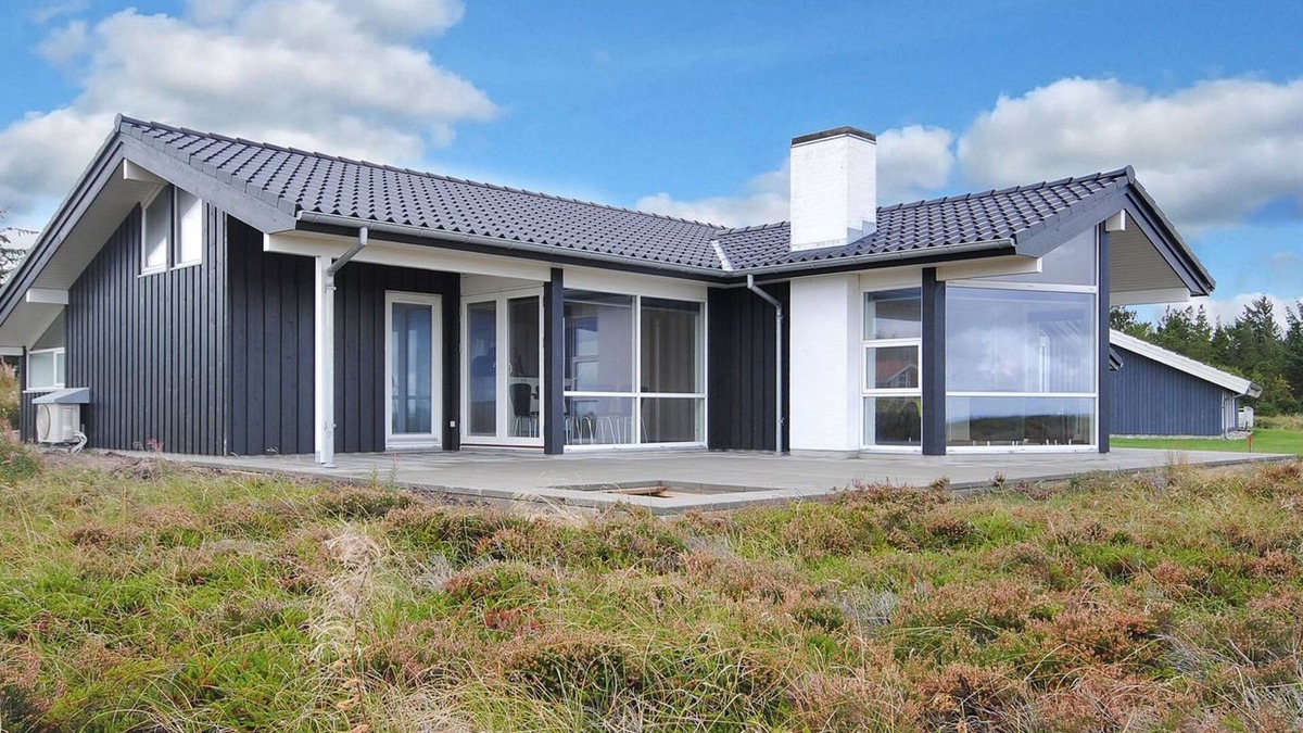 Trend House | "Arisa" - 100m to the fjord by Interhome