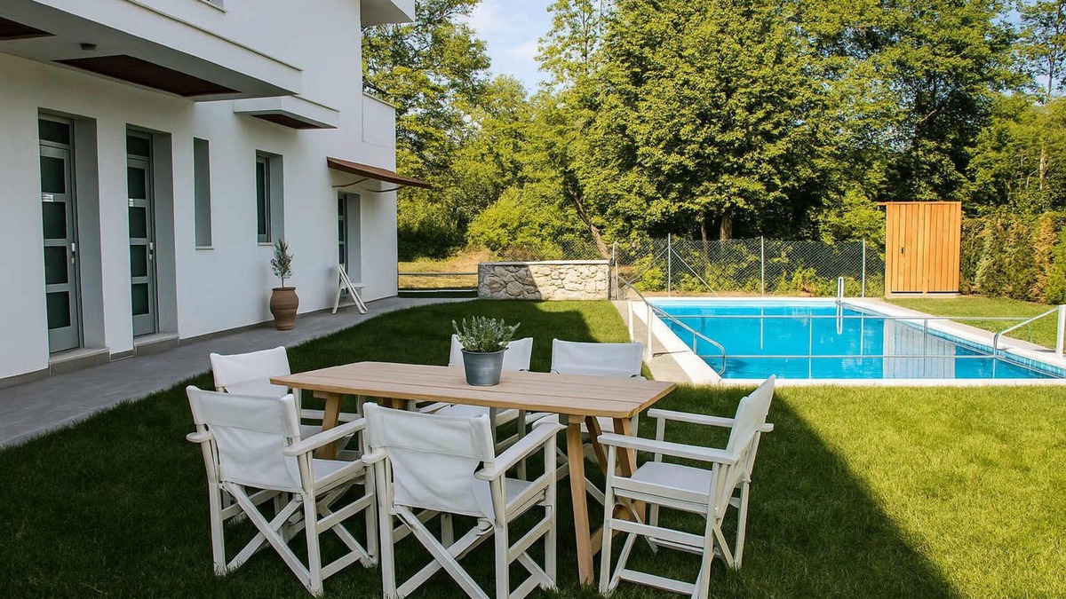 Olympiada Apartment | Aristotelia Gi Ikies - Cozy Pool & Sunny Getaway
