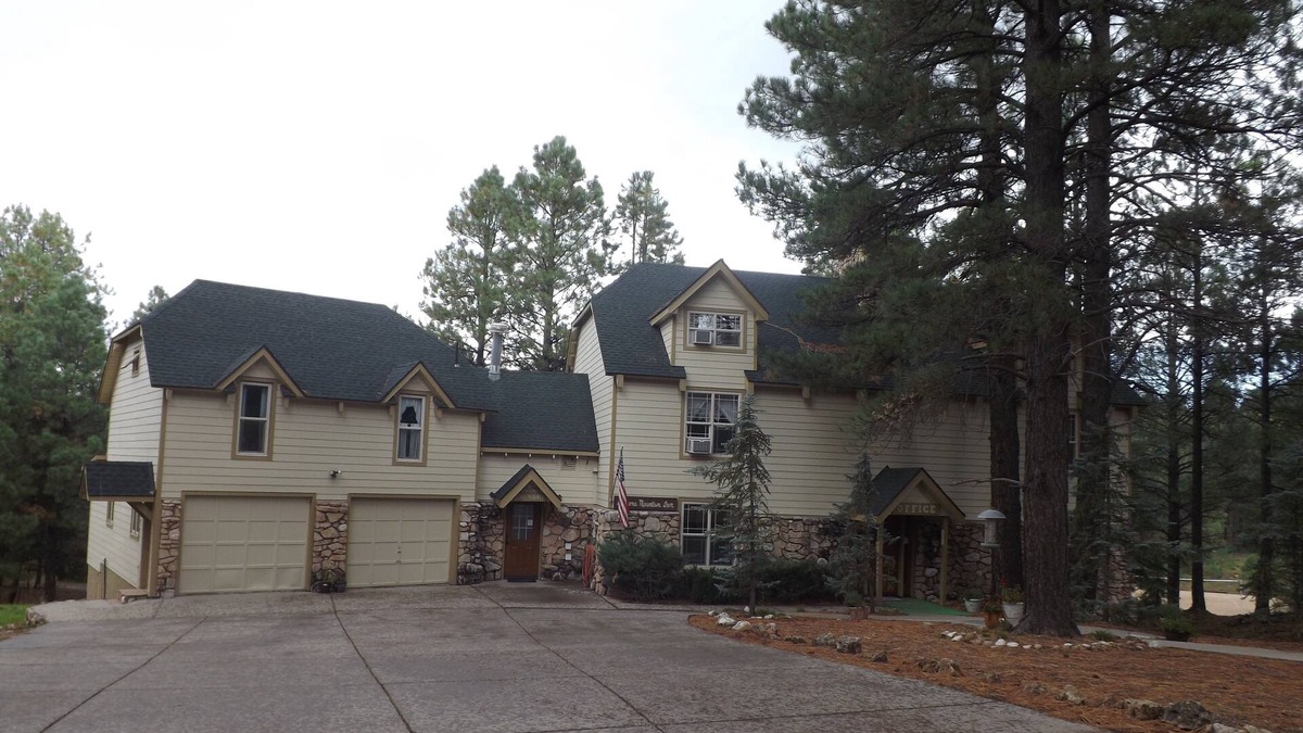 Flagstaff Cabin | Arizona Mountain Inn and Cabins