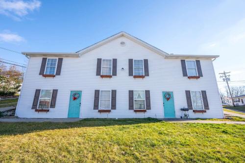 Williamstown House | Arkstone Retreat Suites - 3 in 1