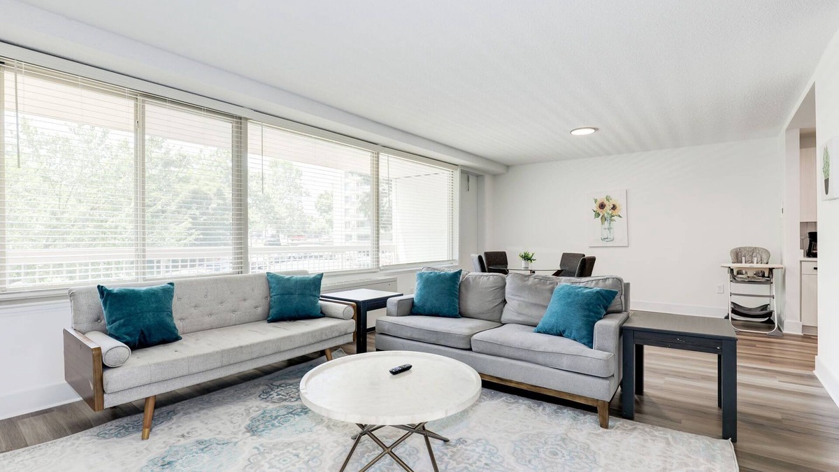 Aurora Highlands Apartment | Arlington Modern 3BR - Minutes to DC and Hotspots