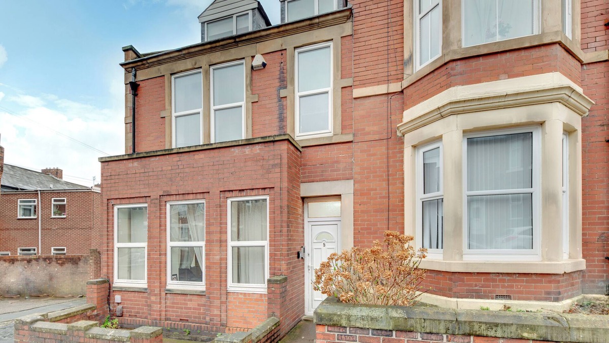 Gosforth Apartment | Armstrong Apartments
