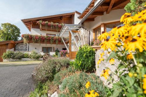 Oberammergau Hotel | ARNIKA Garni