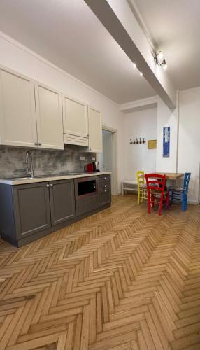 Cremona Apartment | Aro's House