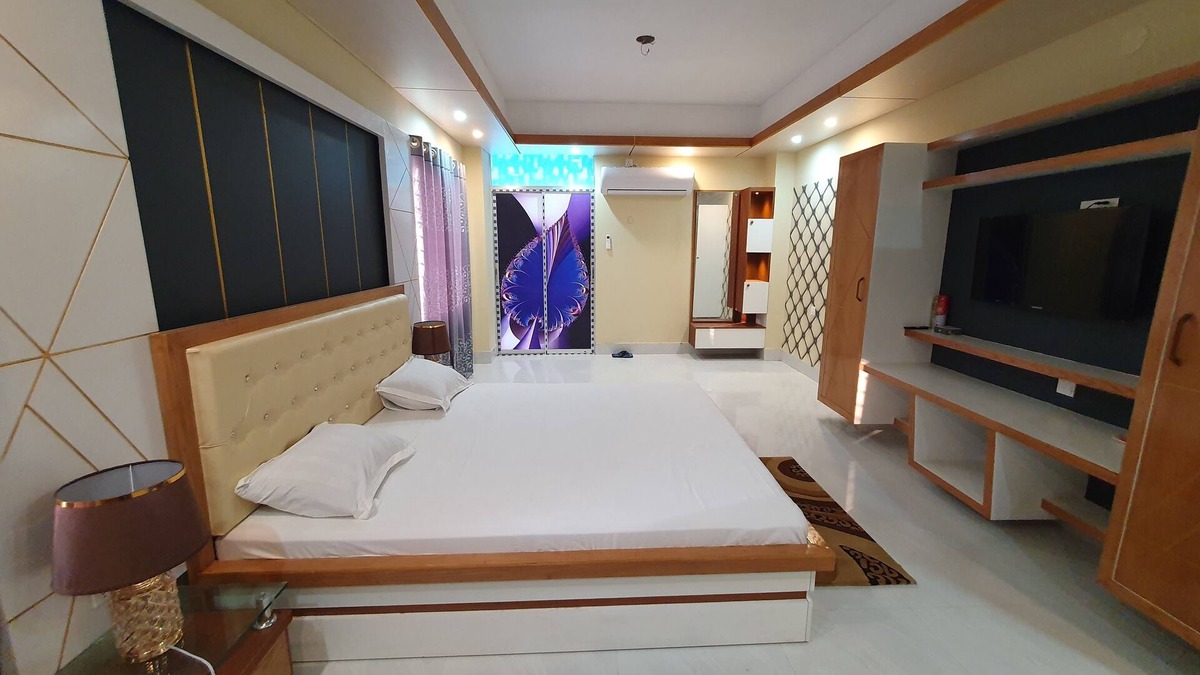 Rajshahi Hotel | Aronno Resort