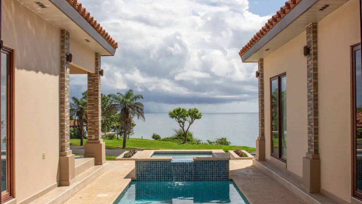 Pedasi House | Arrue's Coastal Escape