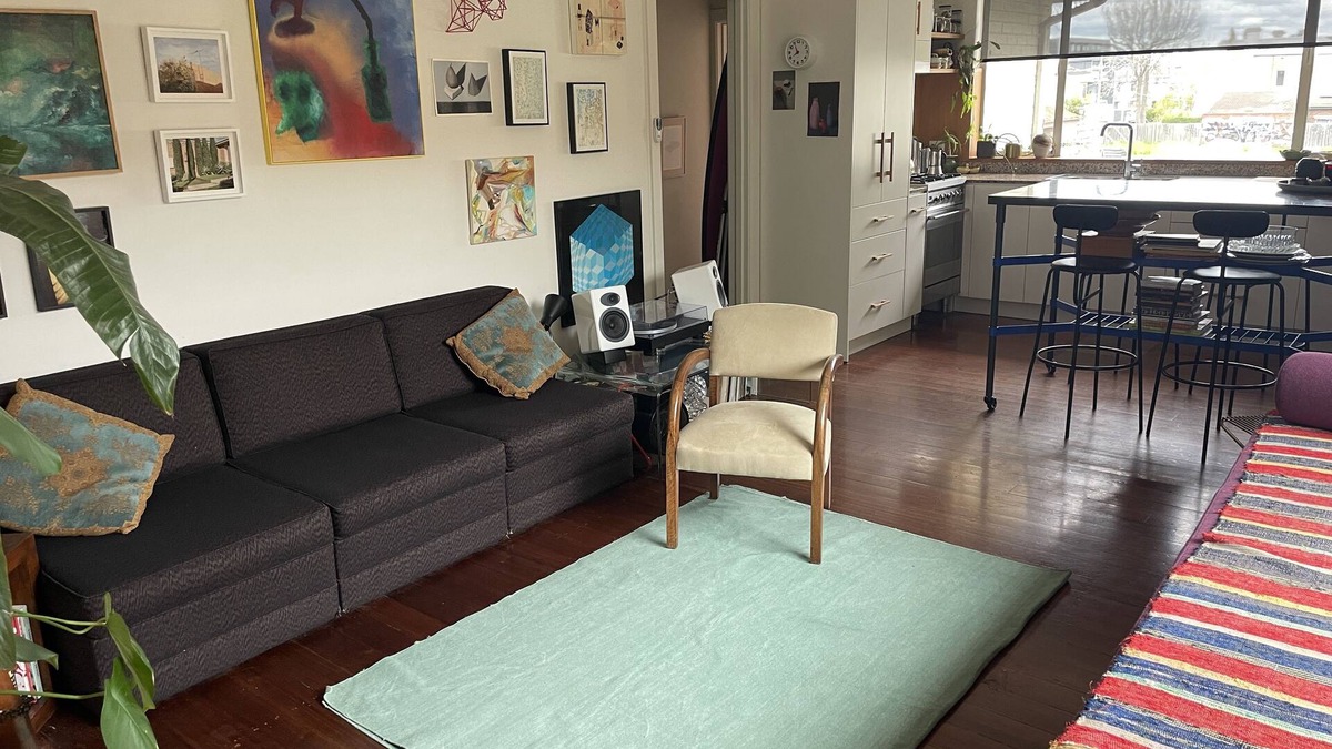 Brunswick Apartment | Art-filled Apartment in Vibrant Inner-city Suburb
