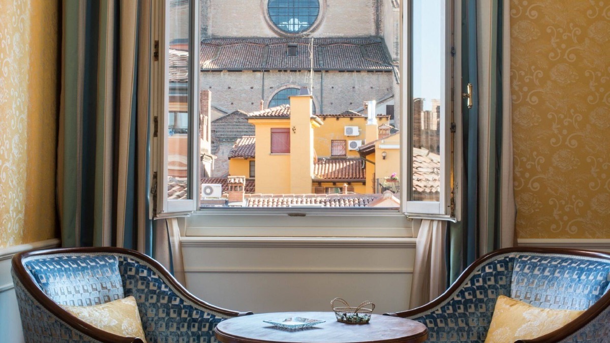 Historic Center Hotel | Art Hotel Orologio