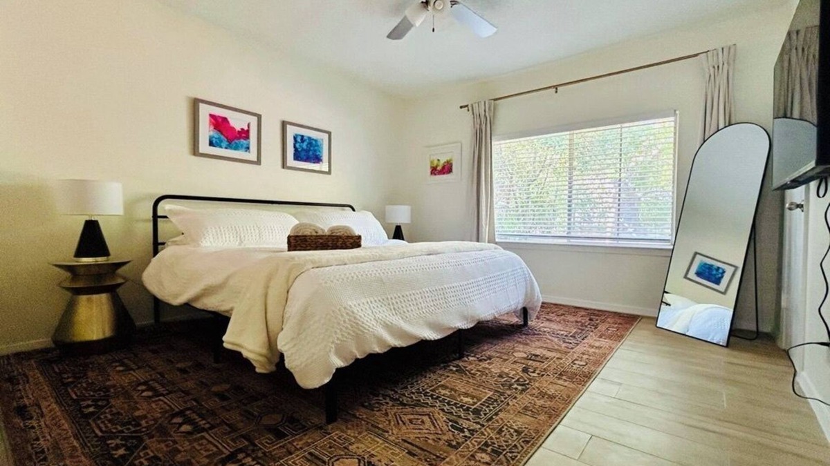 Sweetbriar House | Art House in South Austin